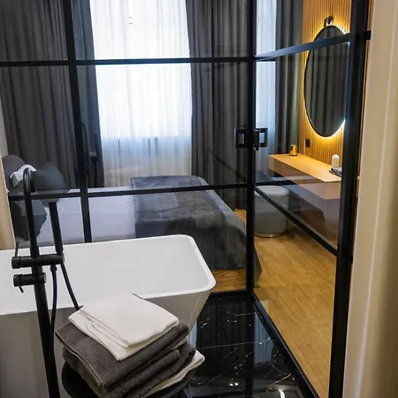 Arcadia Loft With A Bath And Two Bedrooms Eco Flow Generator *
