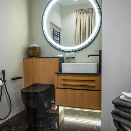 Arcadia Loft With A Bath And Two Bedrooms Eco Flow Generator Apartment Odesa