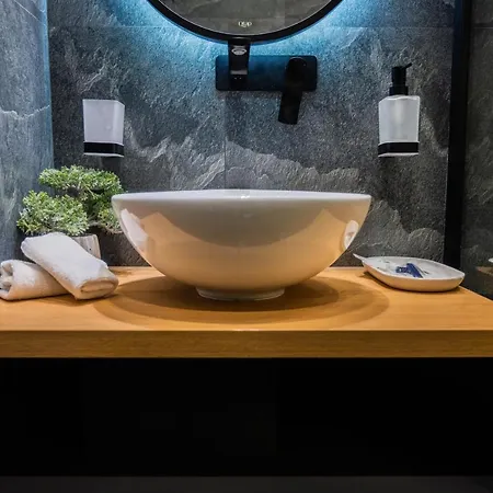 Arcadia Loft With A Bath And Two Bedrooms Eco Flow Generator