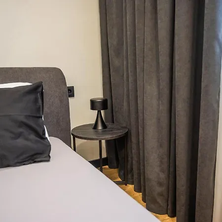 Arcadia Loft With A Bath And Two Bedrooms Eco Flow Generator Appartamento Odessa